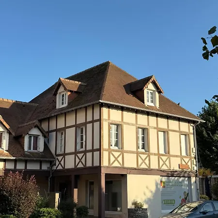 Au Coeur Du Village D'arts Dives-sur-Mer