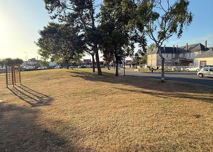 Au Coeur Du Village D'arts Dives-sur-Mer